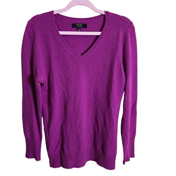Alex Marie Rasberry 100% Cashmere V Neck Sweater Size L - Picture 1 of 4